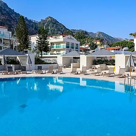 Faros Premium Hotel