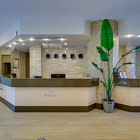 Hotel Faros Premium Turunç